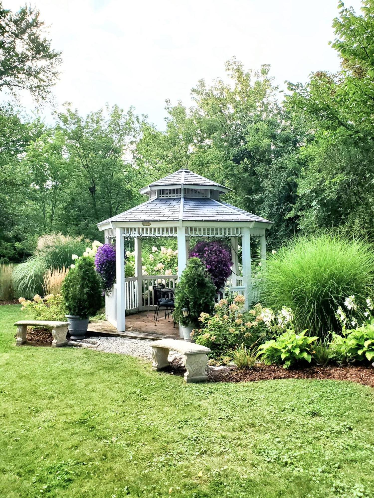 Lilly Pad Hotel Cedarburg Luaran gambar