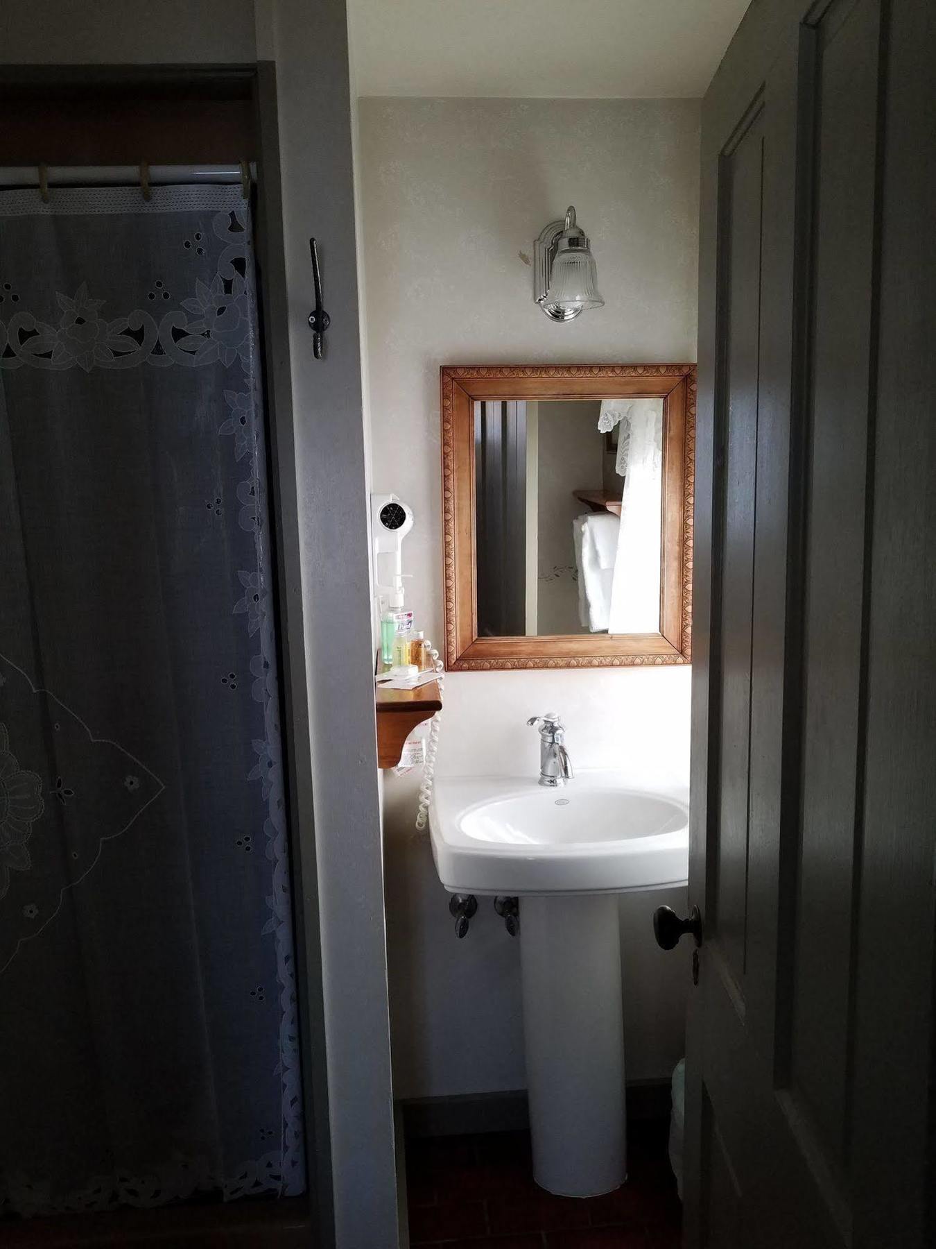Lilly Pad Hotel Cedarburg Luaran gambar