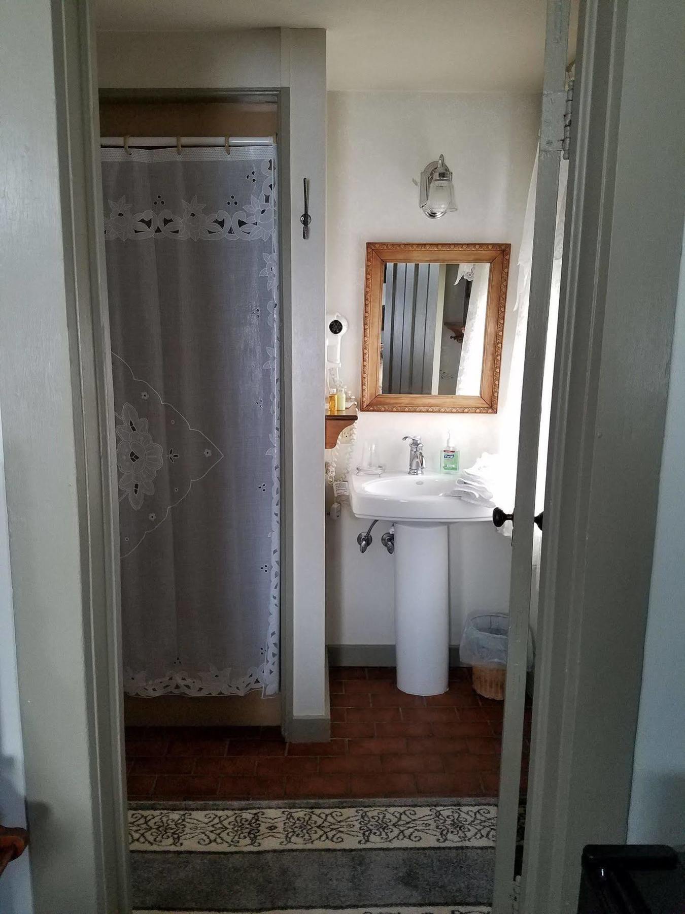 Lilly Pad Hotel Cedarburg Luaran gambar